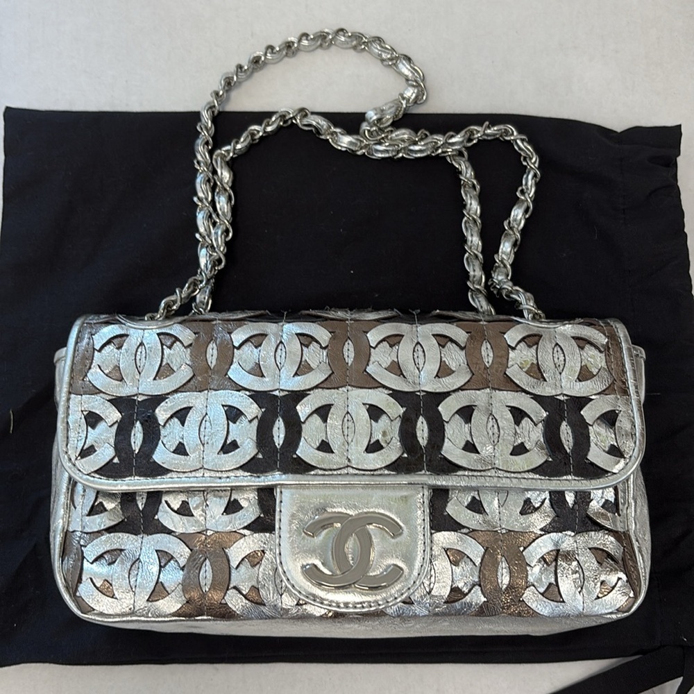 Chanel Metallic CC Vintage flap bag - Picture 2 of 12